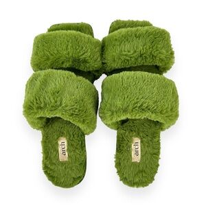 Arch NYC Plush Edit Slipper in Kelly Green - Green Furry Slippers